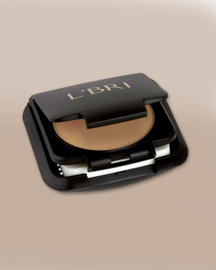 Dual-Action Compact Powder Foundation